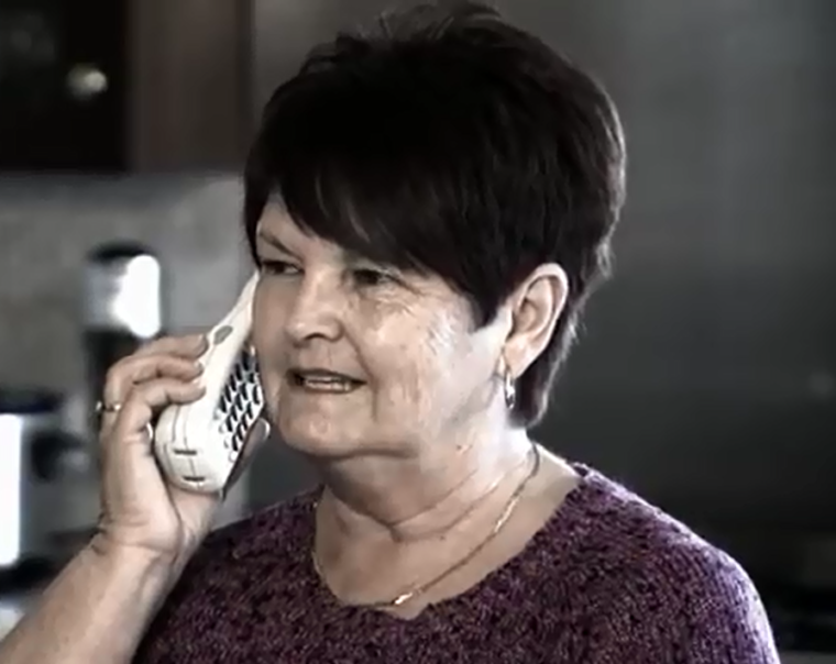http://newsd.co/wp-content/uploads/2018/09/11.-Carrol-speaking-to-Kathy-760x604.png