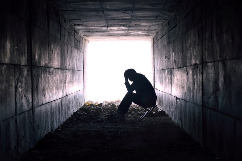 http://newsd.co/wp-content/uploads/2018/09/man-tunnel-depressed.jpg